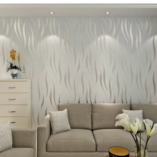Papel de pared decorativo pintado color gris plata
