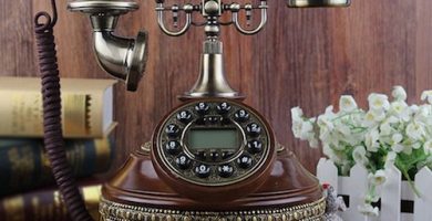 Teléfono fijo antiguo de estilo Met Love Resina